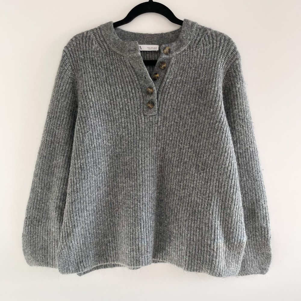 Zara Heather Gray Ribbed Henley Sweater with Button Placket